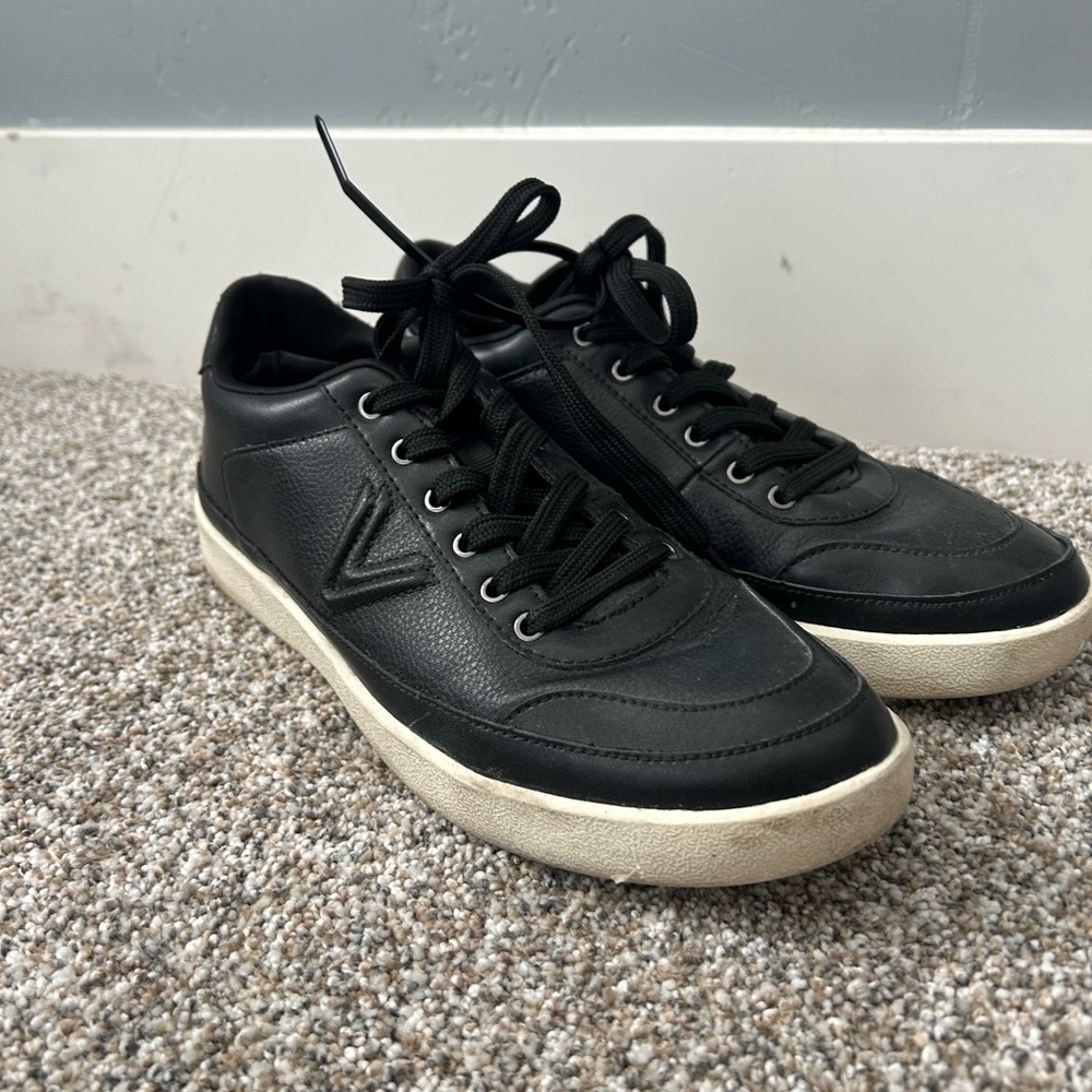 Classic Black Vionic Women’s Sneakers